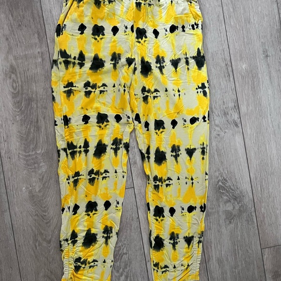 Cabi Atomic Lounger (style 6049) - Picture 15 of 17